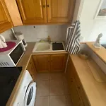 à Avec Balcon à 200m Du Port Appartement
