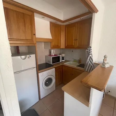 A Avec Balcon A 200m Du Port Διαμέρισμα Sanary-sur-Mer